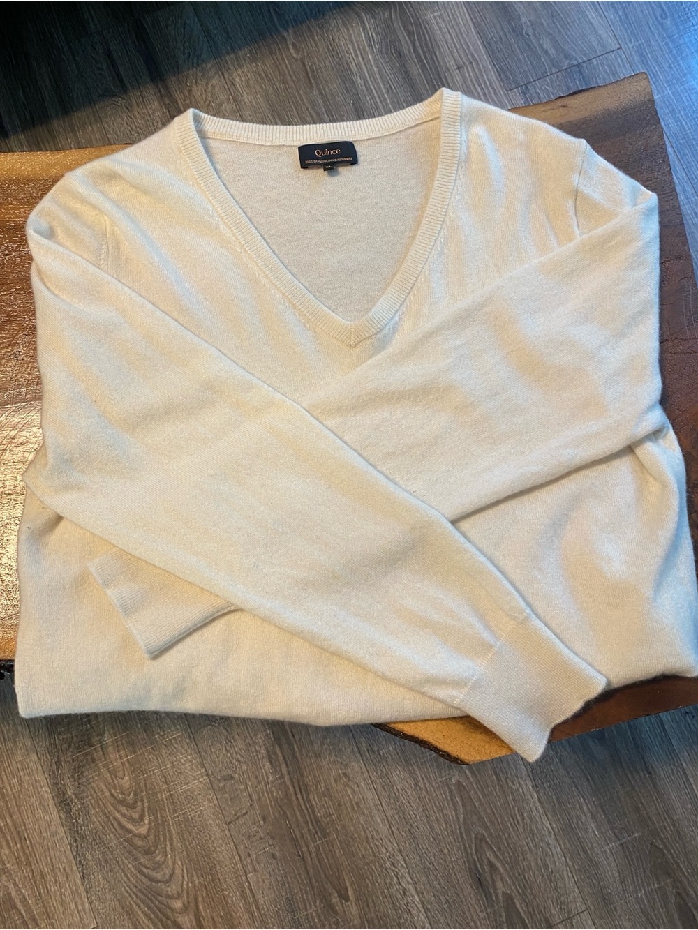 Quince XL Cashmere V Neck Sweater in Cream - Picture 2 of 3